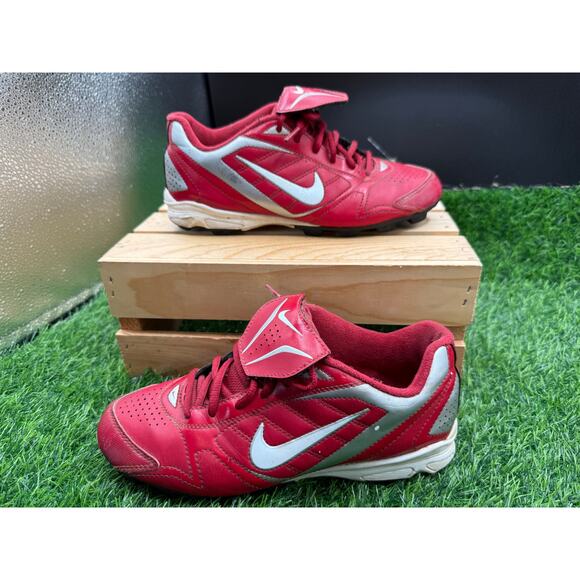 Nike- Cleats-Red/White- Size 5.5Y - Picture 1 of 10